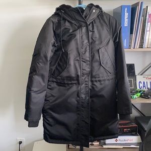 Aritzia water-repellent goose down parka